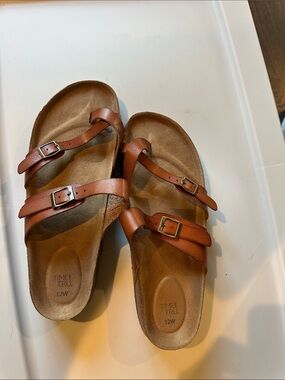 Time and Tru Tan Triple-Strap Buckle Slide Sandals for Women